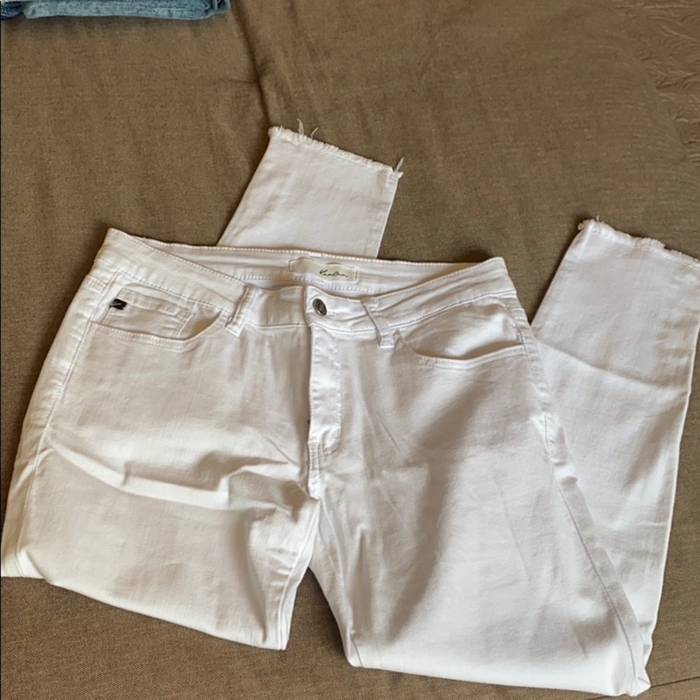 KANCAN White Jeans
